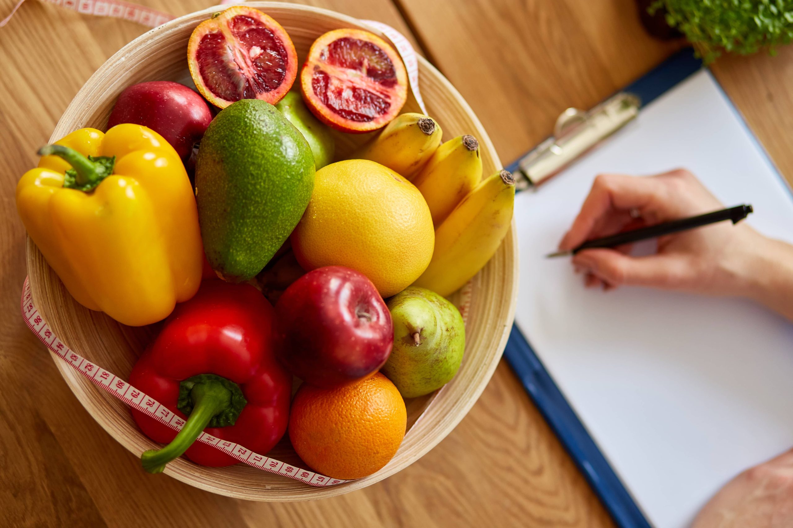 Steps to Craft a Nutrient-Dense Smoothie Bowl